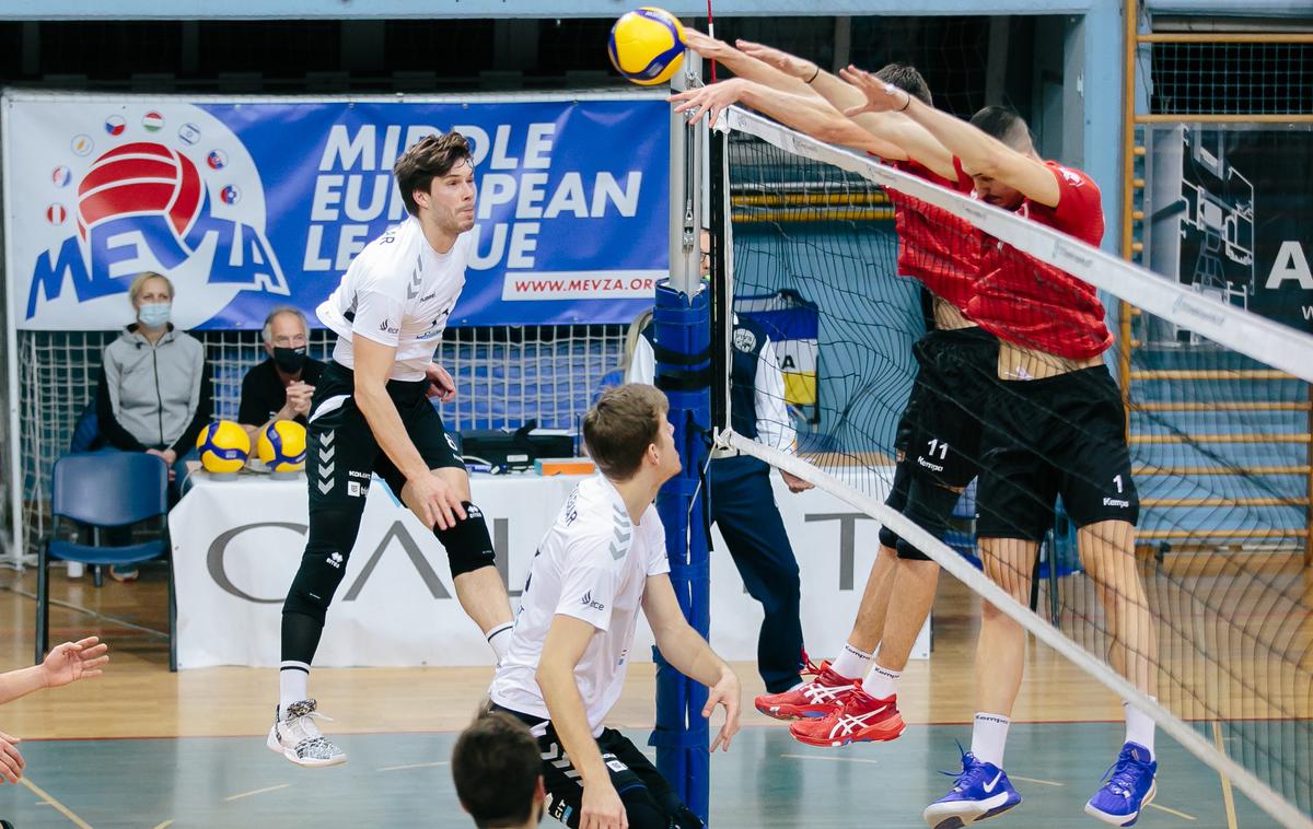 Calcit Volley in Union Raifeissen Waldviertel | Kamničani so nepričakovano izgubili. | Foto Klemen Brumec