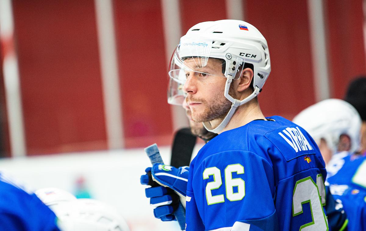 slovenska hokejska reprezentanca Jan Urbas | Kapetan slovenske reprezentance Jan Urbas bo s Fischtown Pinguins novo sezono lige DEL začel 17. decembra. Tri mesece pozneje, kot je bilo sprva predvideno. | Foto Peter Podobnik/Sportida