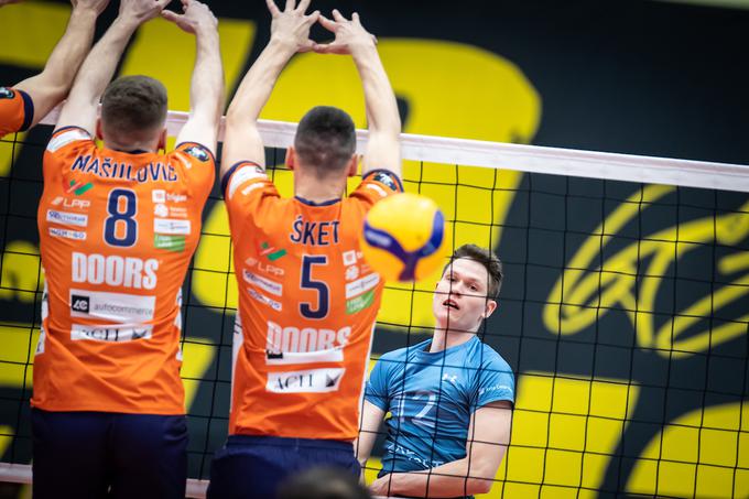 ACH Volley in Calcit se bodo po šestih dneh udarili še za drugi naslov končnega zmagovalca.  | Foto: Blaž Weindorfer/Sportida