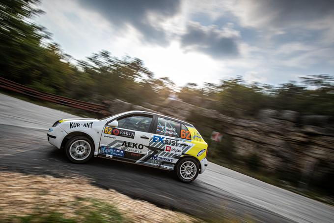 V diviziji I je drugič zapored slavil Franci Božič s sovoznikom Janezom Intiharjem (škoda fabia). | Foto: WRC Croatia