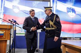 Borut Pahor, slovenska vojska