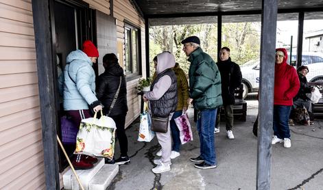 "Vojna se nadaljuje, prihaja vedno več ljudi" #foto #video