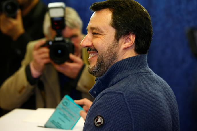 matteo salvini | Državni tožilec v Agrigentu je proti Salviniju konec avgusta sprožil uradno preiskavo zaradi ugrabitve oseb, zlorabe uradnega položaja in nezakonitih aretacij. | Foto Reuters