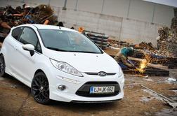 Ford fiesta deluxe