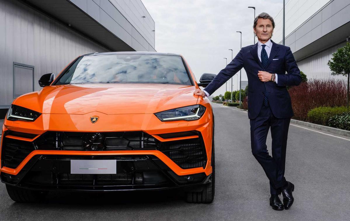 Lamborghini tovarna | Stephan Winkelmann ob svojem najuspešnejšem modelu - lamborghini urusu. | Foto Lamborghini