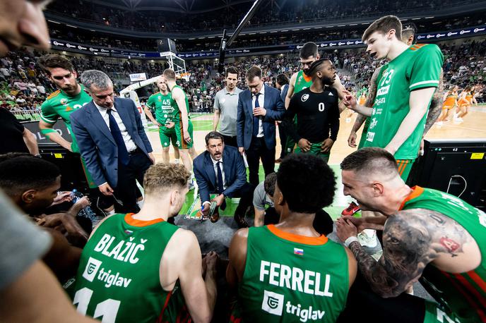 Cedevita Olimpija : Crvena zvezda liga ABA | Cedevita Olimpija je prvi finalist državnega prvenstva. | Foto Vid Ponikvar