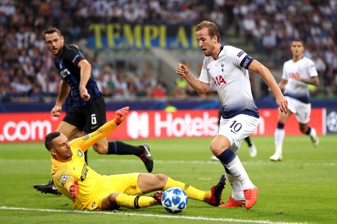 Samir Handanović je v ligi prvakov debitiral z zmago. | Foto: Getty Images