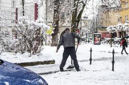 Marsikje sneg do nižin, napovedujejo ga več kot 25 centimetrov