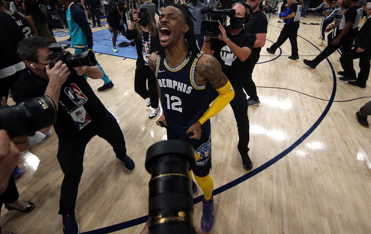 Ja Morant | Ja Morant si je po izjemni predstavi in zmagi nad Golden Statom dal duška. | Foto Reuters