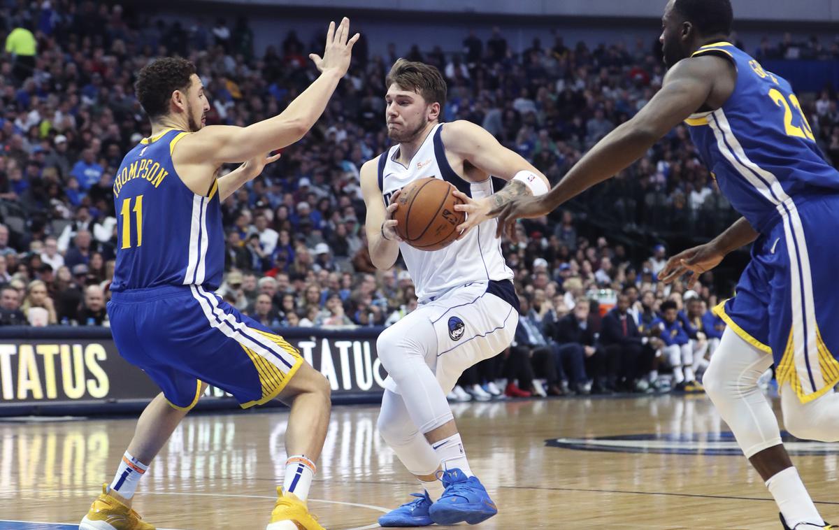 Luka Dončić | Luka Dončić je doživel šele peti domači poraz z Dallasom v tej sezoni. | Foto Reuters