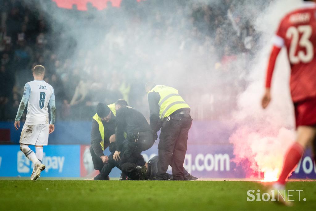 Slovenija : Rusija, slovenska nogometna reprezentanca