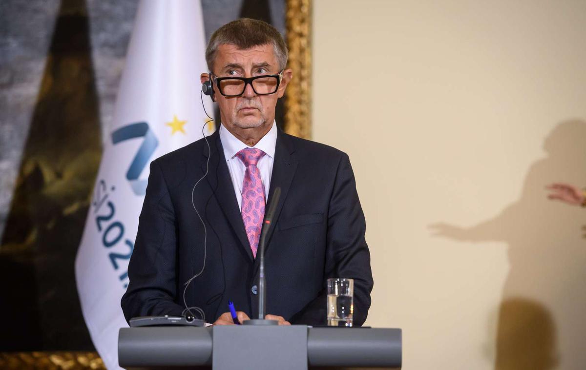 Andrej Babiš | Nerudova je priznala poraz in v drugem krogu, ki bo potekal 27. in 28. januarja, obljubila podporo Pavlu. Pavel je "demokratični zmagovalec" prvega kroga, je dejala nekdanja rektorica univerze in ponovno posvarila pred Babišem, ki ga je označila za "veliko zlo". "To zlo moramo premagati," je po poročanju avstrijske tiskovne agencije APA dejala Nerudova. | Foto STA