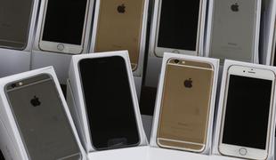 iPhone 6 trga žepe tudi dobesedno