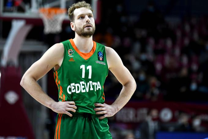 Jaka Blažič je dosegel dvojni dvojček (12 točk, 10 skokov). | Foto: KK Cedevita Olimpija/Tine Ružič