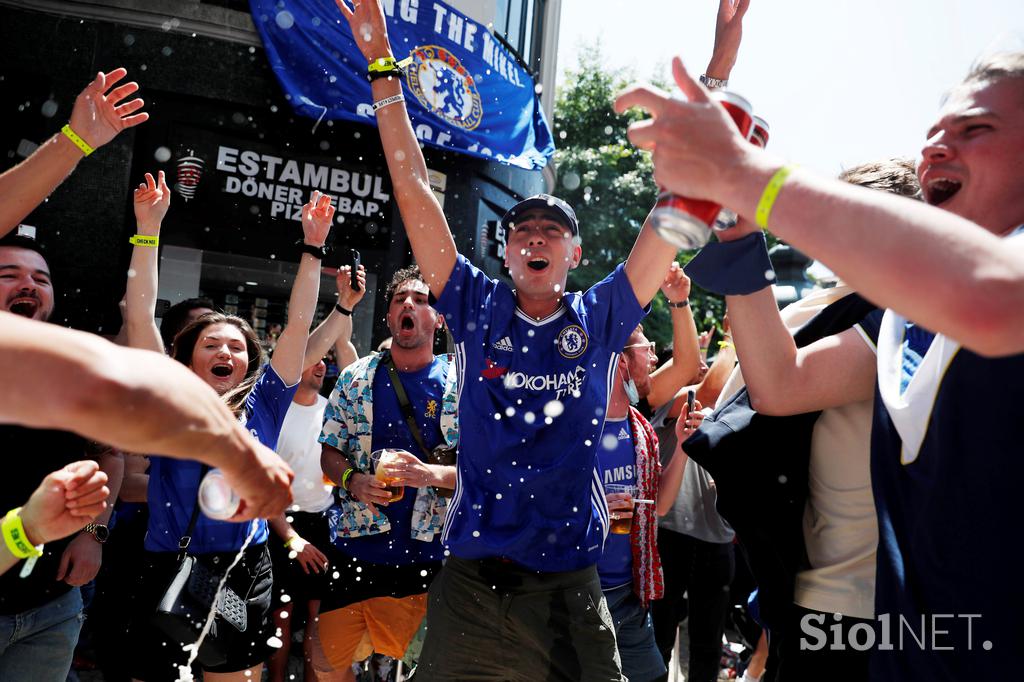 Manchester City Chelsea finale Porto Navijači