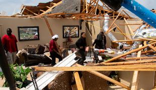 Tornadi na jugu ZDA zahtevali več kot 30 življenj