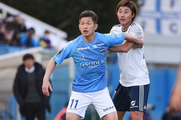 Kazuyoshi Miura | Skoraj 54-letni japonski nogometni Kralj Kazu, kot ga kličejo navijači, bo vztrajal na nogometnih zelenicah. | Foto Guliverimage/Getty Images