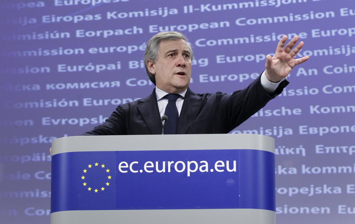 Antonio Tajani | "Preden je (Mussolini) razglasil vojno celemu svetu, (...) je naredil tudi nekaj dobrih stvari, da je zgradil infrastrukturo v naši državi," je povedal za Radio24. | Foto Reuters