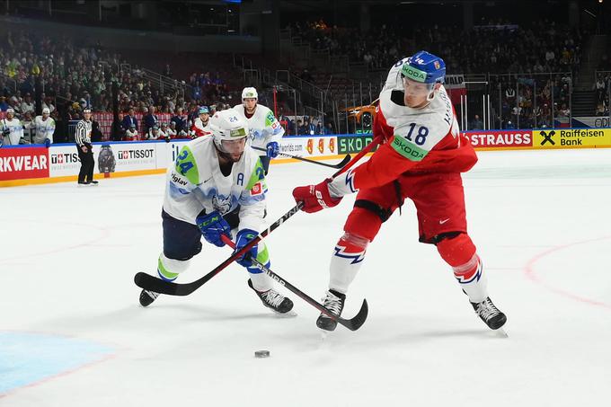 "Mislim, da jim na ledu ni bilo tako lahko, kot morda kaže rezultat," pravi Rok Tičar. | Foto: Guliverimage/Vladimir Fedorenko