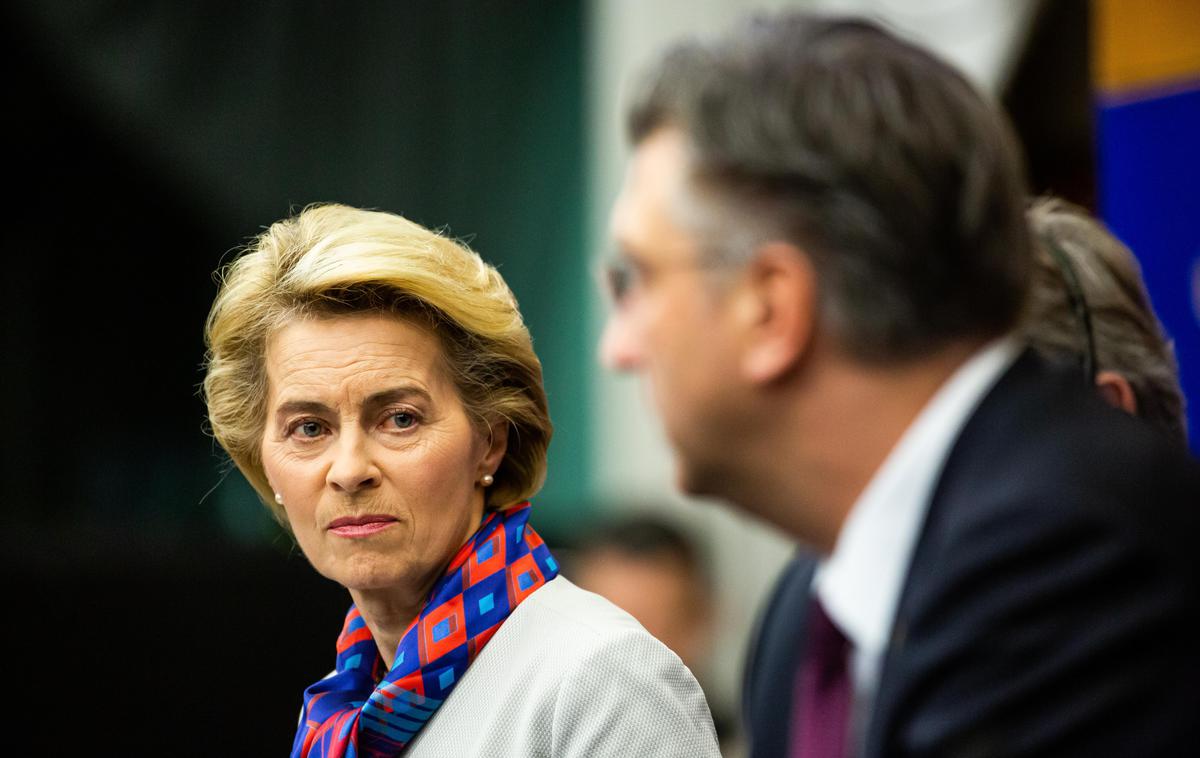 Ursula von der Leyen in Andrej Plenković | Predsednica Evropske komisije Ursula von der Leyen je zaradi Slovenije prestavila predstavitev svoje komisarske ekipe. | Foto Guliverimage