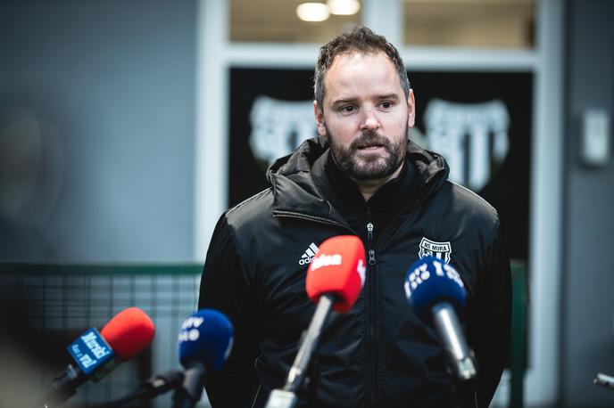 Mura začetek priprav Čontala | Damir Čontala je v petek popeljal nogometaše Mure do odmevne zmage nad Sturmom. | Foto Blaž Weindorfer / Sportida