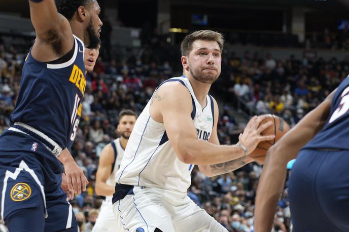 Luka Dončić Dallas | Luka Dončić je pripravil posebno presenečenje za otroke, ki se zdravijo na Pediatrični kliniki UKC v Ljubljani.  | Foto Guliver Image