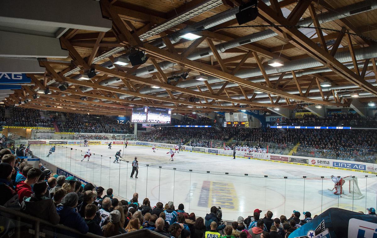 liga EBEL | V razširjenem avstrijskem prvenstvu (še v zadnji sezoni liga EBEL) bo prvič nastopilo slovaško moštvo, in sicer iClinic Bratislava Capitals. | Foto Sportida