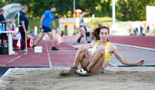 Eva Pepelnak šest centimetrov ločilo od medalje na EP