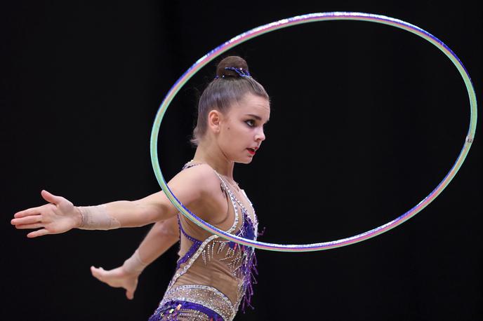 Dina Averina | Dina Averina je svetovna prvakinja z obročem in žogo. | Foto Guliverimage