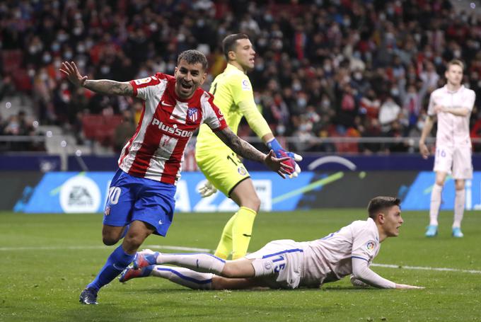 Argentinec Angel Correa se je v prvem polčasu dvakrat vpisal med strelce. | Foto: Reuters