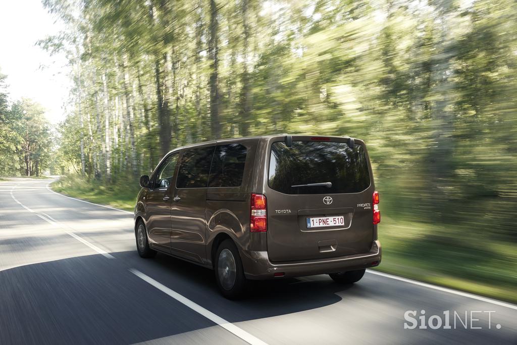 Toyota proace verso prva vožnja