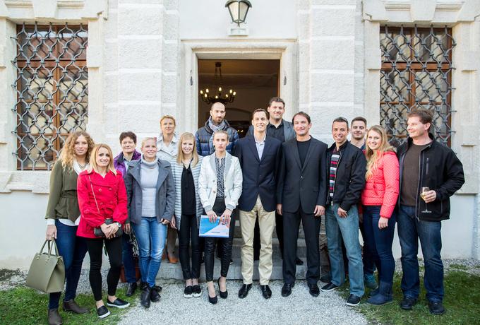 Langerholčeva v družbi atletov na poslovilnem dogodku enega najboljših slovenskih atletov vseh časov Primoža Kozmusa. | Foto: Vid Ponikvar