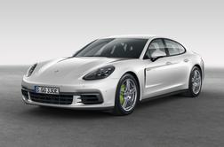 Porsche panamera 4 E-hybrid – hitra poslovna limuzina je dobila še električni kabel