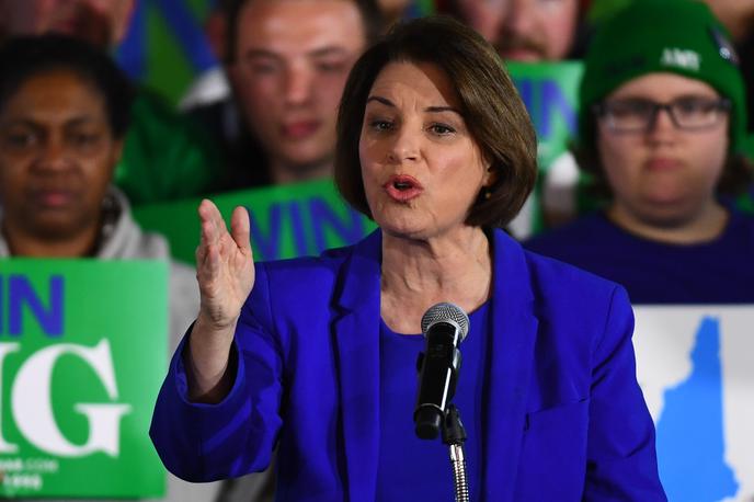 Amy Klobuchar | Po izidih sinočnjih strankarskih volitev za izbiro predsedniškega kandidata demokratske stranke v New Hampshiru najbolj odmeva tretje mesto senatorka slovenskega rodu Amy Klobuchar. | Foto Reuters