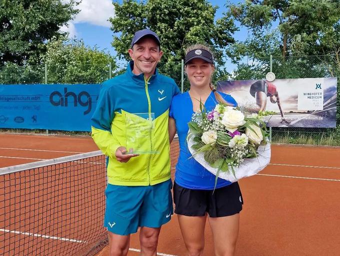 "Časovno sem ga precej okupirala. Zelo veliko naju ni. Tudi ko sva doma, imava vsak dan trening." | Foto: Teniška zveza Slovenije