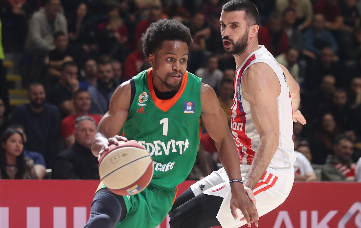 Crvena zvezda Cedevita Olimpija | Yogi Ferrell je tisti, ki drži stik s Crveno zvezdo. | Foto Marko Metlas / Sportida