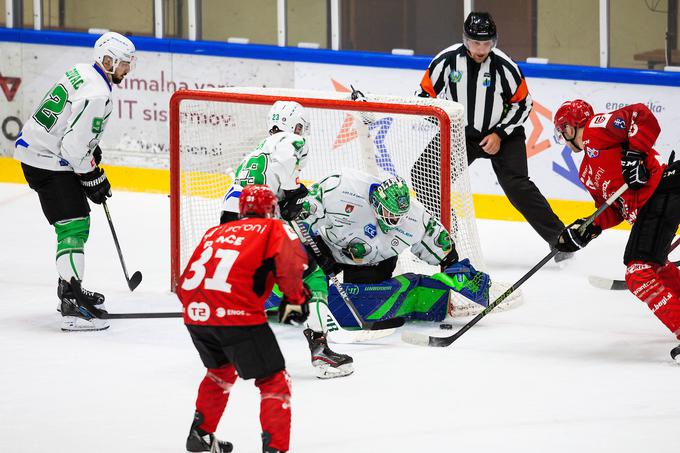 Železarji so imeli le en resnejši test, v soboto so v finalu Pokala Slovenije palice prekrižali z Olimpijo in izgubili z 1:3. | Foto: Grega Valančič/Sportida