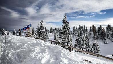 Pozimi v gore? Predvsem po pameti, ne glede na misel na atraktivne fotografije!