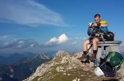 Namesto poležavanja ob morju je letošnji avgust izkoristil za obisk slovenskih gora. #foto