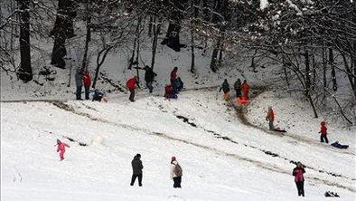 Delovna skupina prvič o učinkih združitve zimskih počitnic