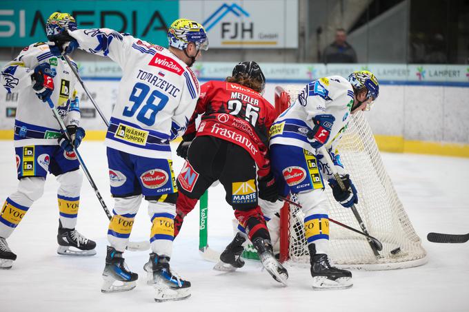 "Predvsem mi je pomembno, da osnove in majhne stvari delamo pravilno, potem pa iz tega ven lahko gradimo." | Foto: Dorner_pioneers.hockey