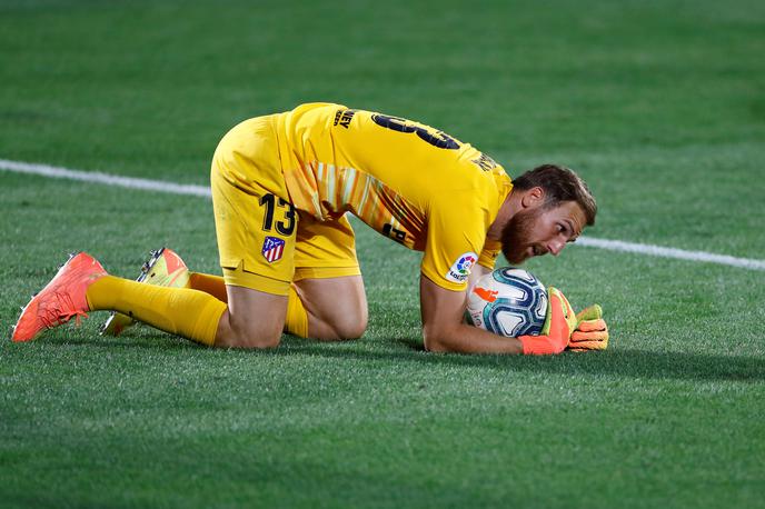 Jan Oblak | Vse kaže, da bo Jan Oblak tudi letošnje poletje tarča takšnih in drugačnih prestopnih namigovanj. | Foto Reuters