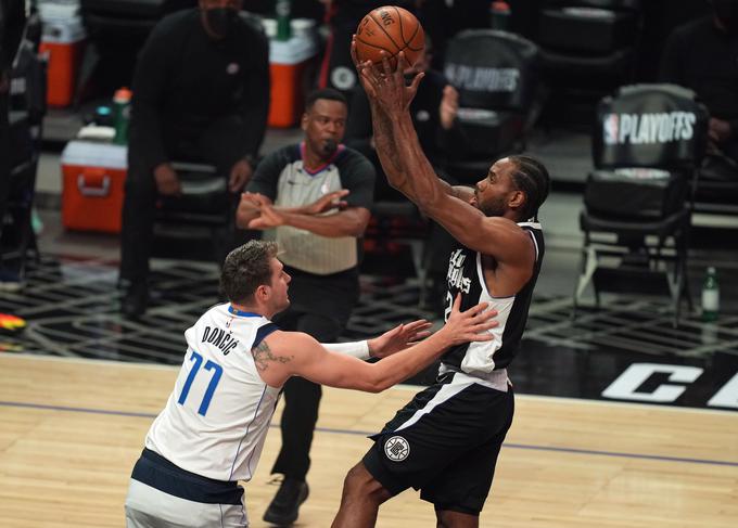 Luka Dončić in Kawhi Leonard sta bila osrednji figuri serije med Dallasom in LA Clippers. | Foto: Reuters