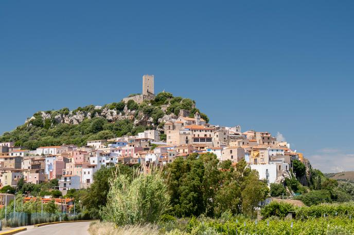 Posada, Sardinija | Zagorelo je v okolici mesta Posada. | Foto Shutterstock