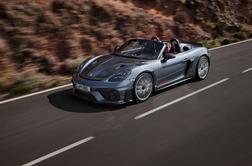 Dobesedno uživač: zadnji porsche 718 z bencinskim motorjem