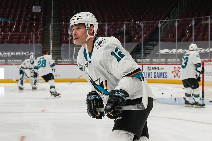 Patrick Marleau | Patrick Marleau je odigral 1.767. tekmo lige NHL (redni del), kar je največ v zgodovini tekmovanja. Na vrhu večne lestvice se je izenačil s pokojnim rojakom Gordiejem Howeom. | Foto Guliverimage