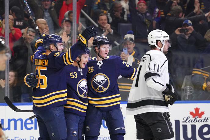 Buffalo Sabres Kings | Kralji so v gosteh pri Buffalu, ki zaseda visoko 3. mesto vzhodne konference, izgubili v podaljšku. | Foto Reuters