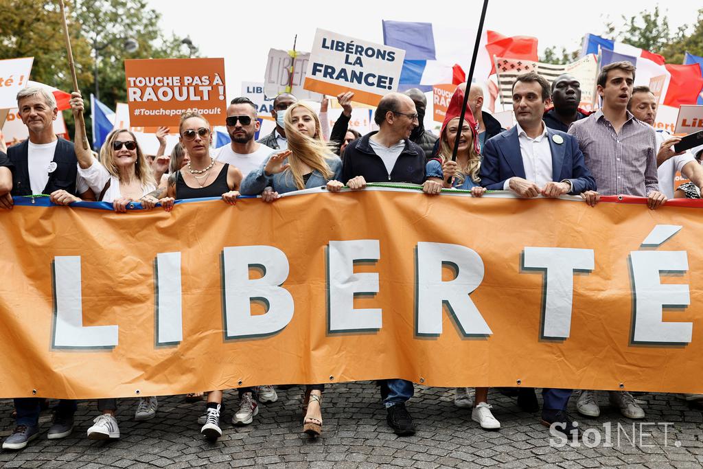 Protesti Pariz protikoronski