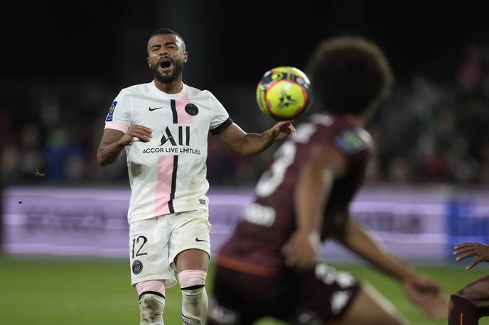 Rafinha PSG | Rafinha se iz PSG seli v Katar. | Foto Guliverimage