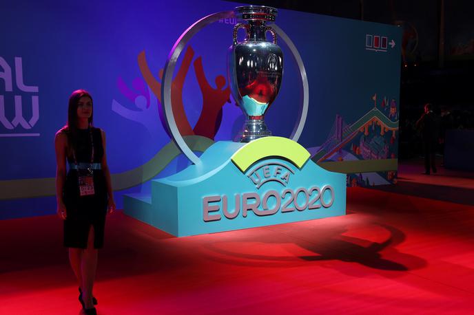 Euro 2020 | Uefa je v torek po sestanku s 55 članicami prestavila Euro 2020 za eno leto. | Foto Reuters